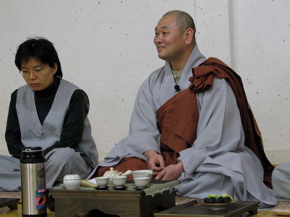 Head monk Hae Su during tea ceremony - Melanie McManus